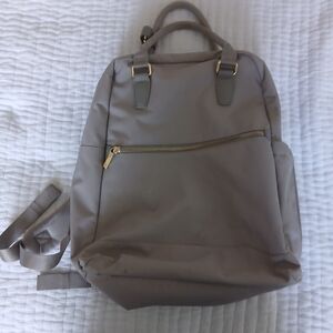 Open Story Backpack Water-Resistant 15"-Laptop Signature 16" Commuter